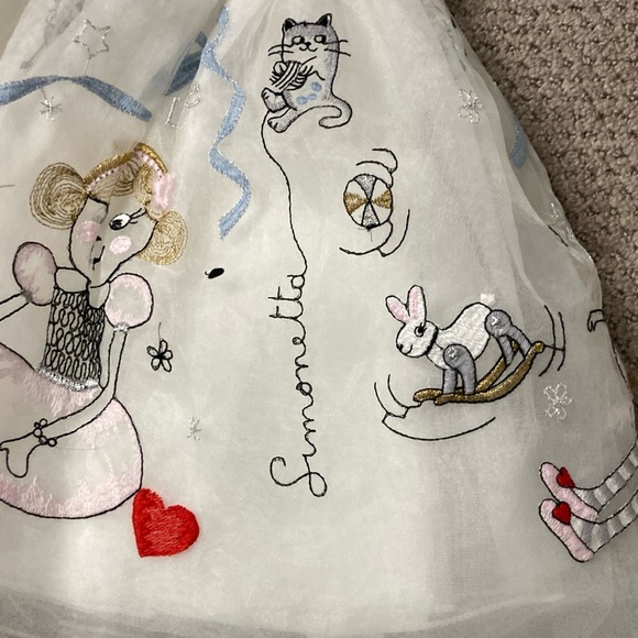 Simonetta White Tulle Skirt with Embroidered Characters - Picture 2 of 7
